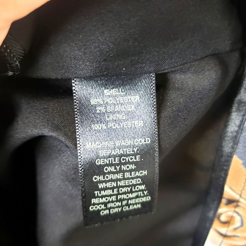 White House Black Market Midi White Flower Midi Satin Chic Skirt Size 02/XS - Picture 9 of 9